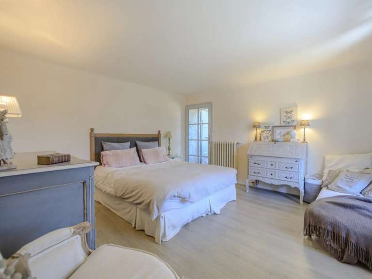 Maison Roquefort-les-Pins - 4 chambres - 257m²