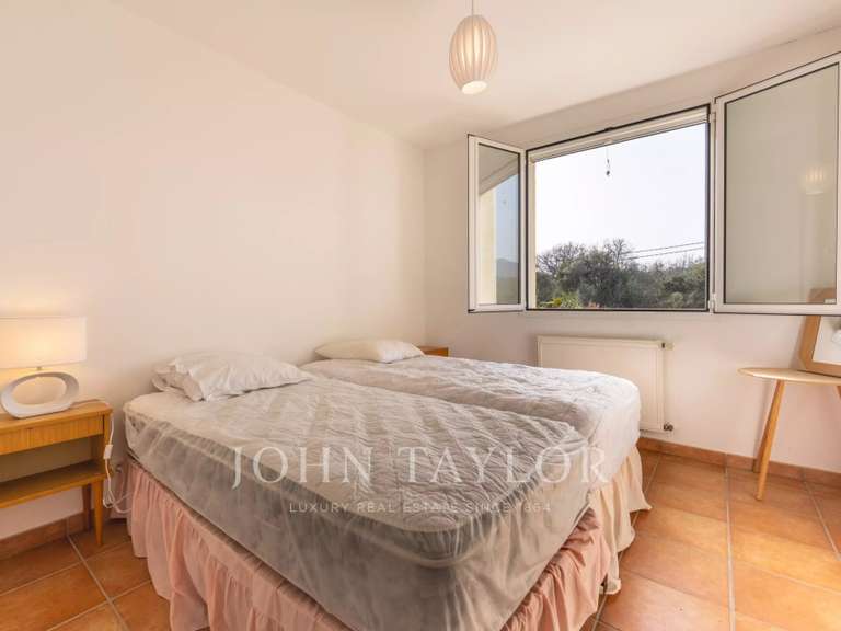 Maison Roquefort-les-Pins - 9 chambres - 433m²