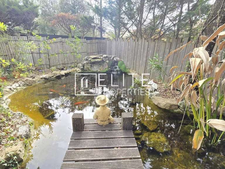 Maison Roquefort-les-Pins - 4 chambres - 260m²