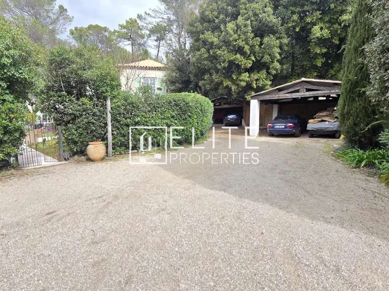 Maison Roquefort-les-Pins - 4 chambres - 260m²