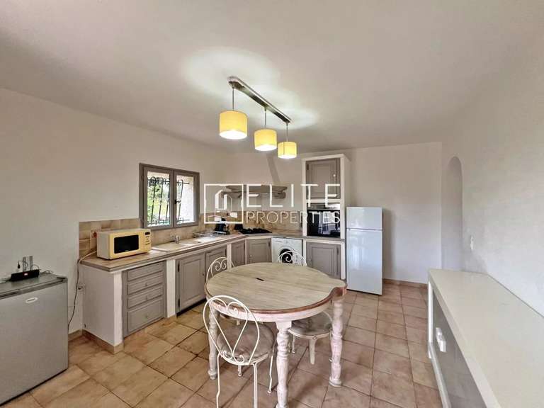 Maison Roquefort-les-Pins - 120m²
