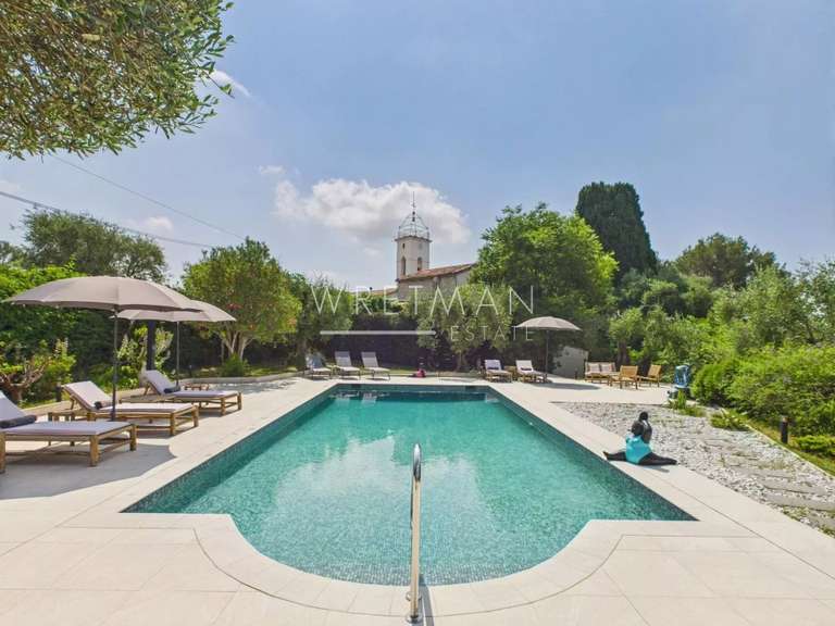 Maison Roquefort-les-Pins - 439m²