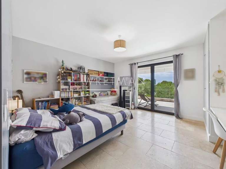 Maison Roquefort-les-Pins - 439m²