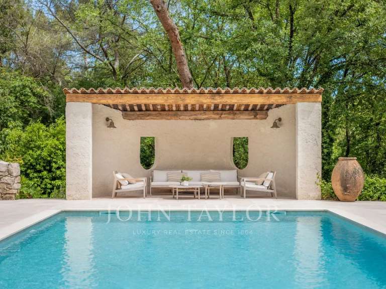 Maison Roquefort-les-Pins - 5 chambres - 292m²