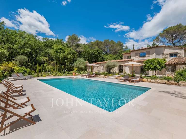 Maison Roquefort-les-Pins - 5 chambres - 292m²