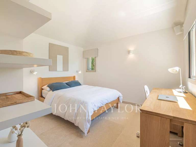 Maison Roquefort-les-Pins - 5 chambres - 292m²