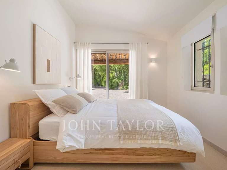 Maison Roquefort-les-Pins - 5 chambres - 292m²