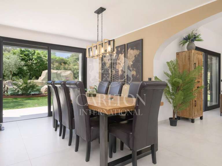 Maison Roquefort-les-Pins - 4 chambres - 210m²