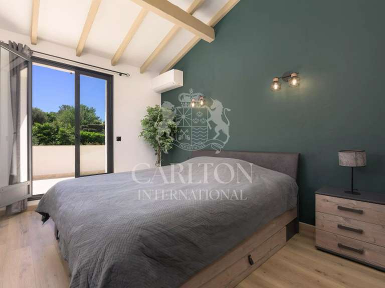 Maison Roquefort-les-Pins - 4 chambres - 210m²