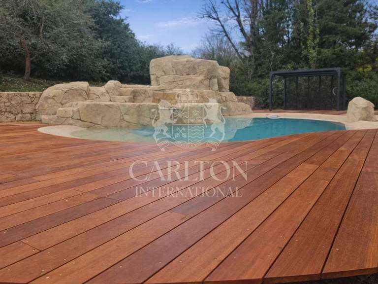 Maison Roquefort-les-Pins - 4 chambres - 210m²