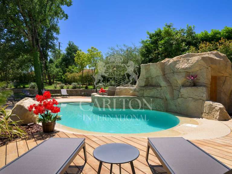Maison Roquefort-les-Pins - 4 chambres - 210m²