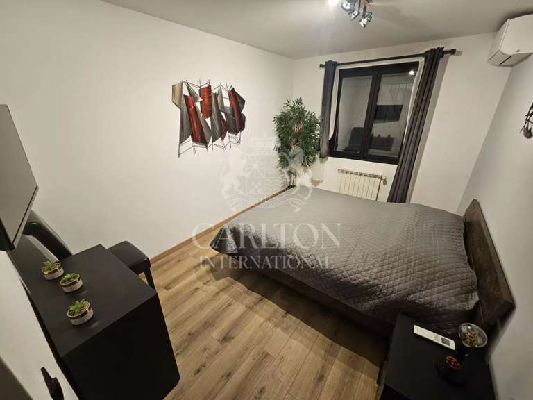 Maison Roquefort-les-Pins - 4 chambres - 210m²