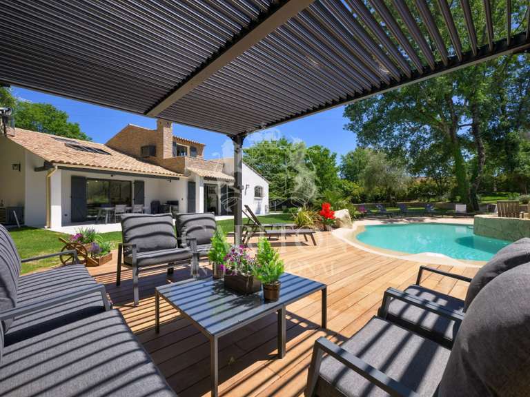 Maison Roquefort-les-Pins - 4 chambres - 210m²