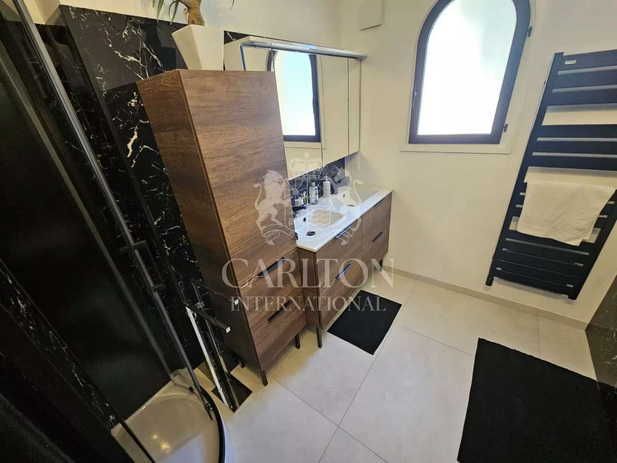 House Roquefort-les-Pins