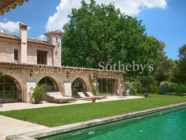 Maison Roquefort-les-Pins - 5 chambres - 600m²