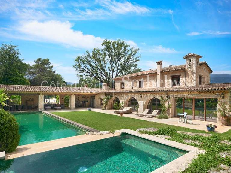 Maison Roquefort-les-Pins - 5 chambres - 600m²