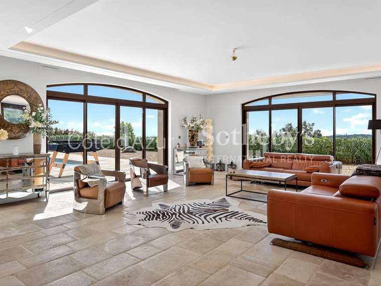 Maison Roquefort-les-Pins - 6 chambres - 381m²