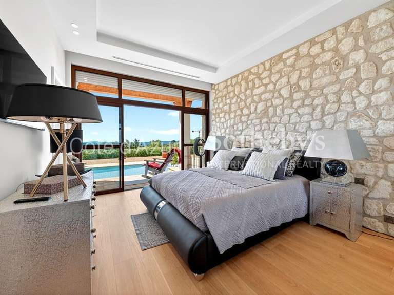 Maison Roquefort-les-Pins - 6 chambres - 381m²