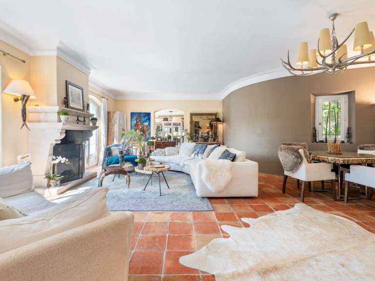 Maison Roquefort-les-Pins - 5 chambres - 259m²