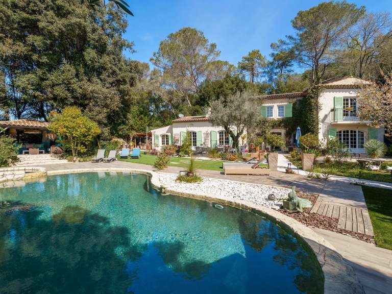Maison Roquefort-les-Pins - 5 chambres - 259m²