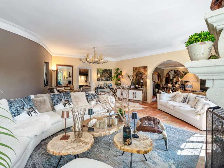 Maison Roquefort-les-Pins - 5 chambres - 259m²