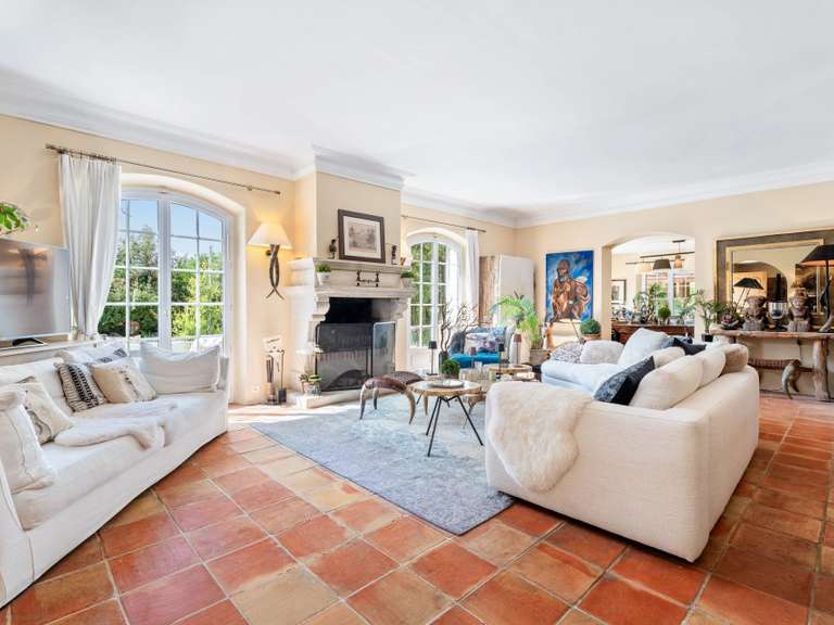 Maison Roquefort-les-Pins - 5 chambres - 259m²