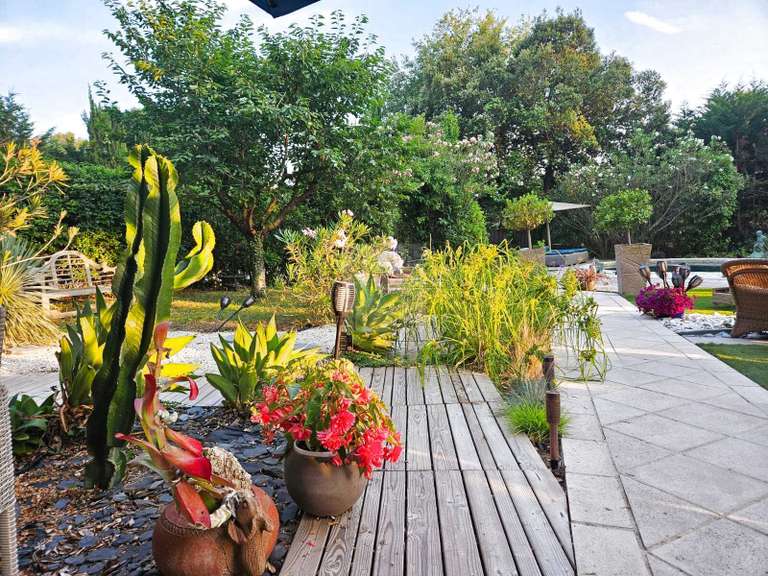 Maison Roquefort-les-Pins - 5 chambres - 259m²