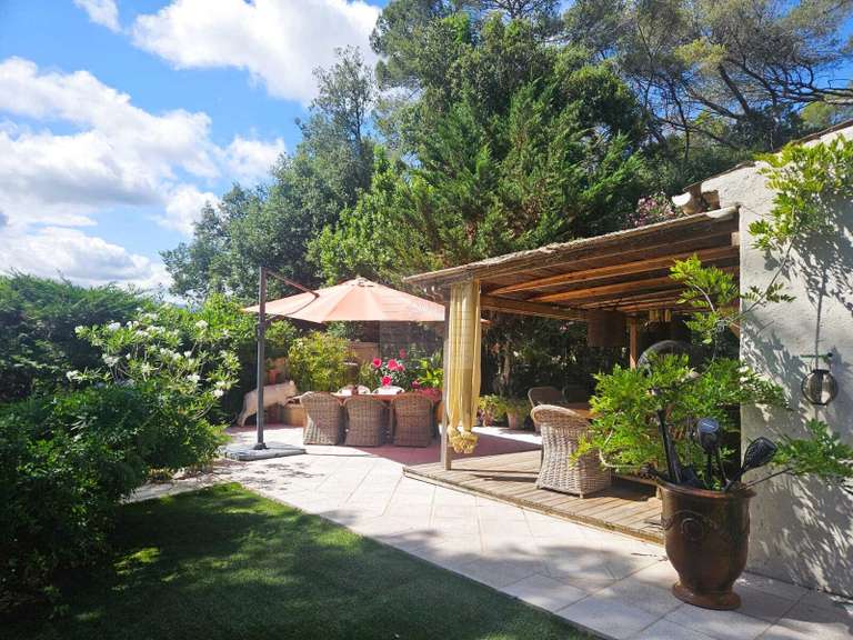 Maison Roquefort-les-Pins - 5 chambres - 259m²