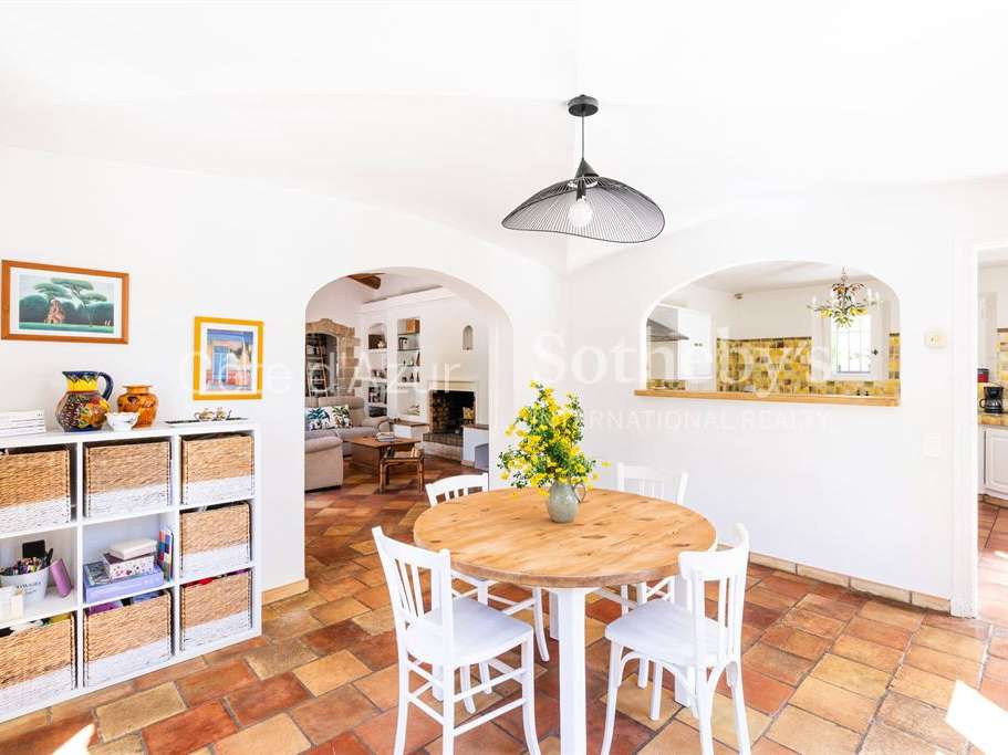 House Roquefort-les-Pins