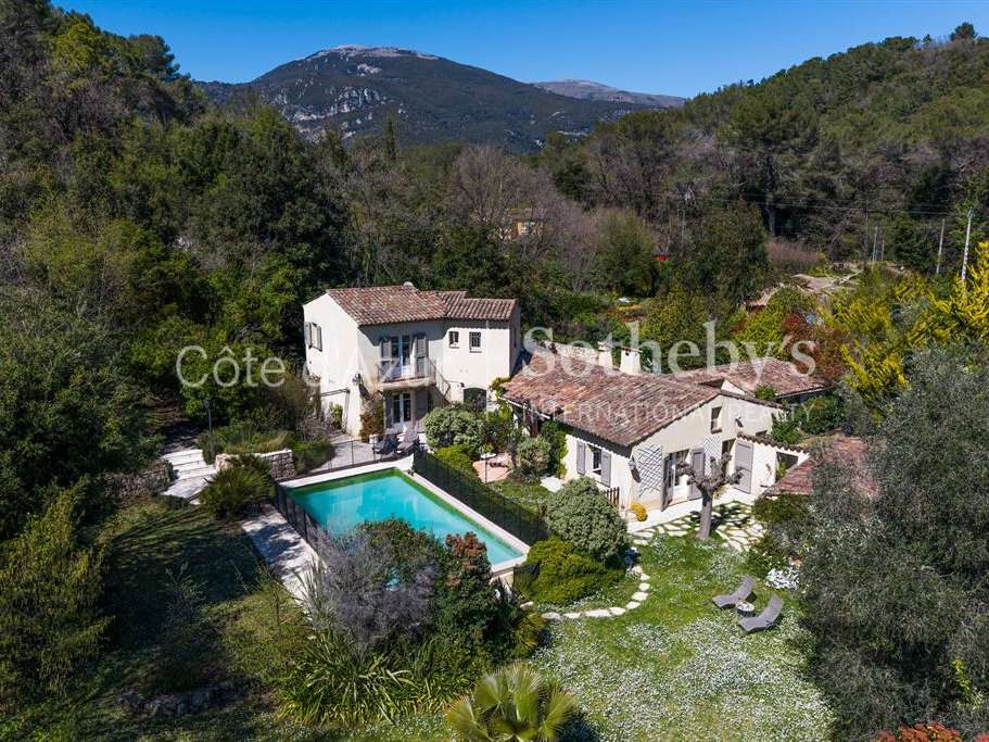 House Roquefort-les-Pins