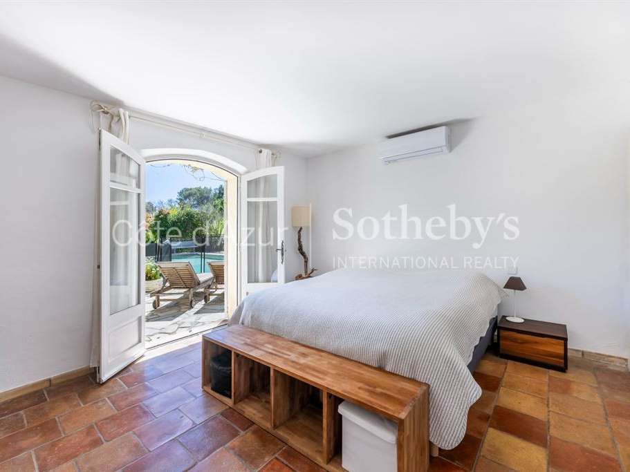 House Roquefort-les-Pins