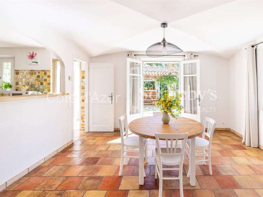 House Roquefort-les-Pins