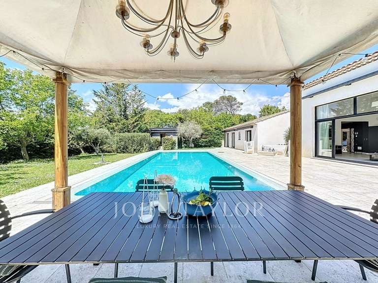 Maison Roquefort-les-Pins - 6 chambres - 224m²