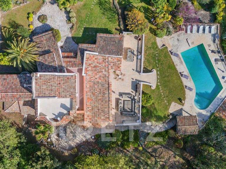 Maison Roquefort-les-Pins - 6 chambres - 400m²
