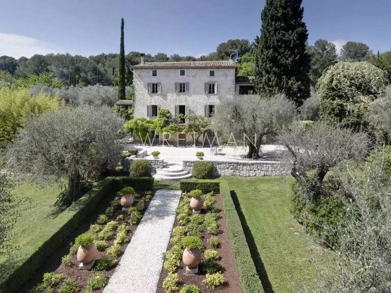 Maison Roquefort-les-Pins - 400m²