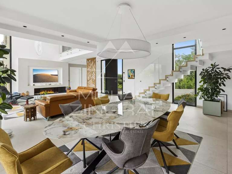 Maison Roquefort-les-Pins - 5 chambres - 300m²