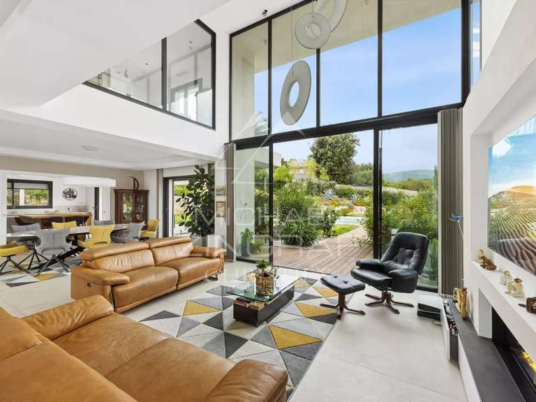 Maison Roquefort-les-Pins - 5 chambres - 300m²