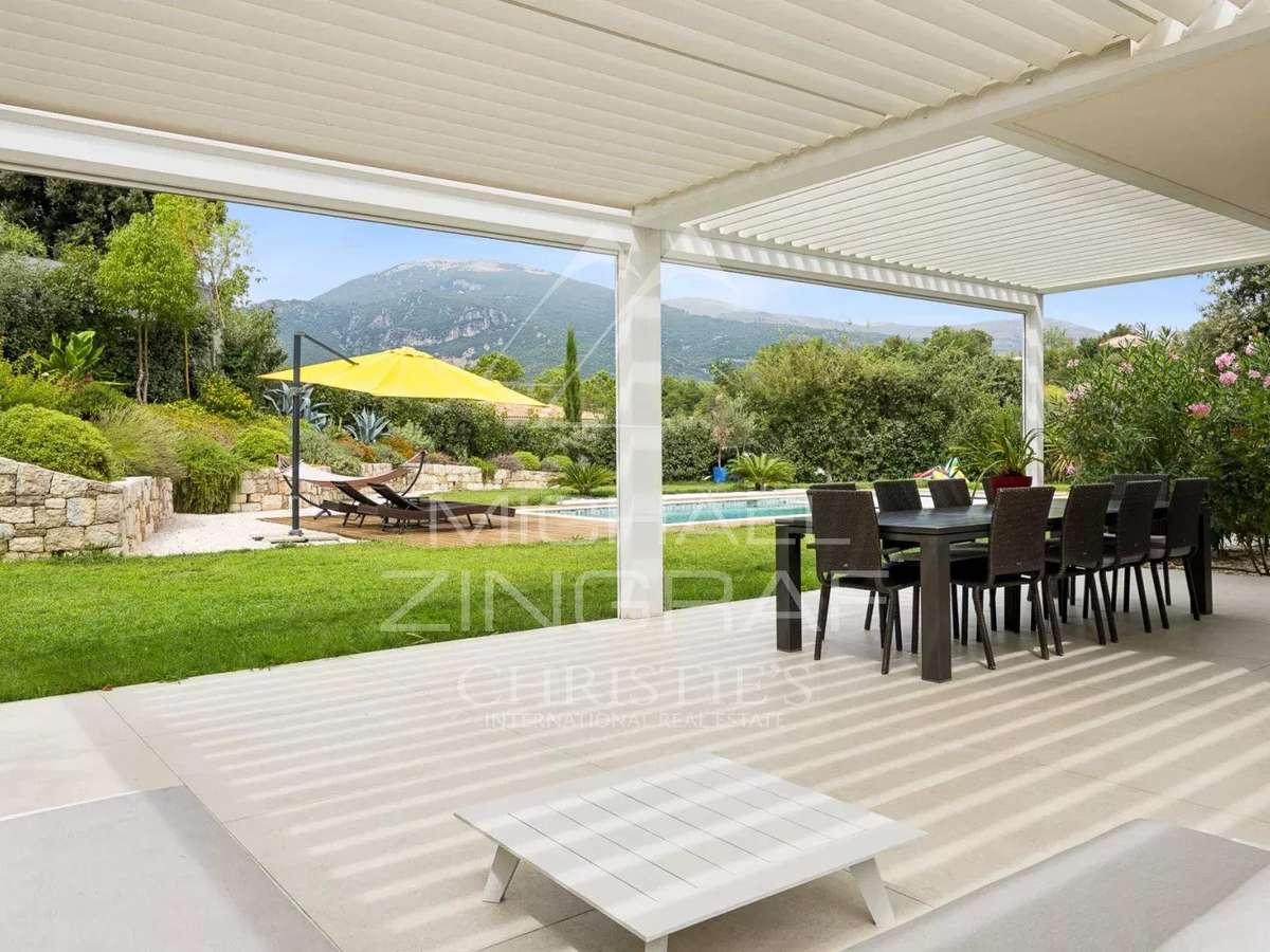 House Roquefort-les-Pins