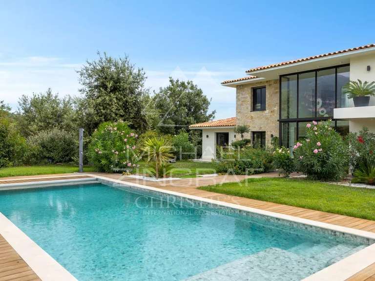 Maison Roquefort-les-Pins - 5 chambres - 300m²