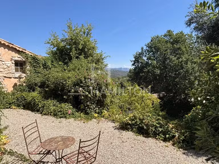House Roquefort-les-Pins - 4 bedrooms - 152m²
