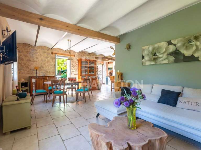 House Roquefort-les-Pins - 4 bedrooms - 152m²