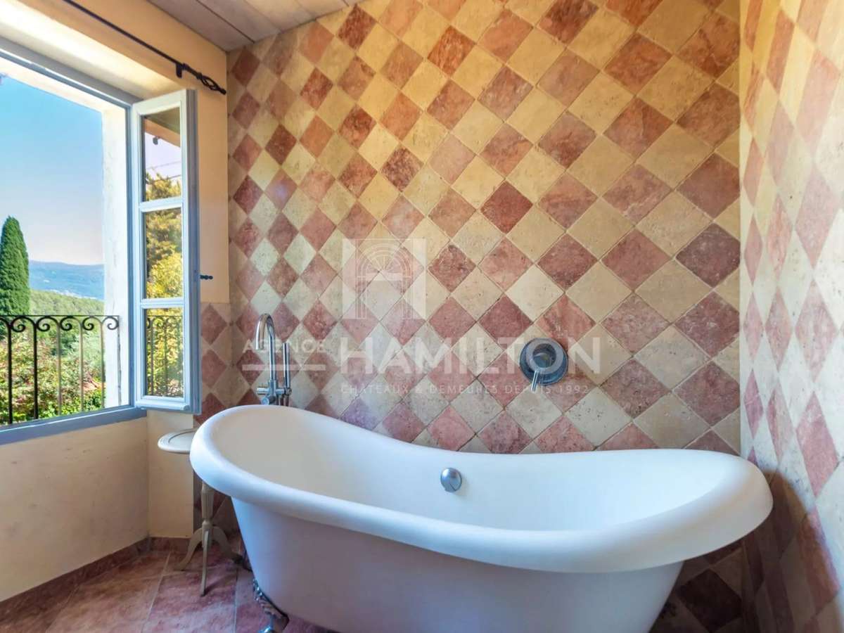 House Roquefort-les-Pins