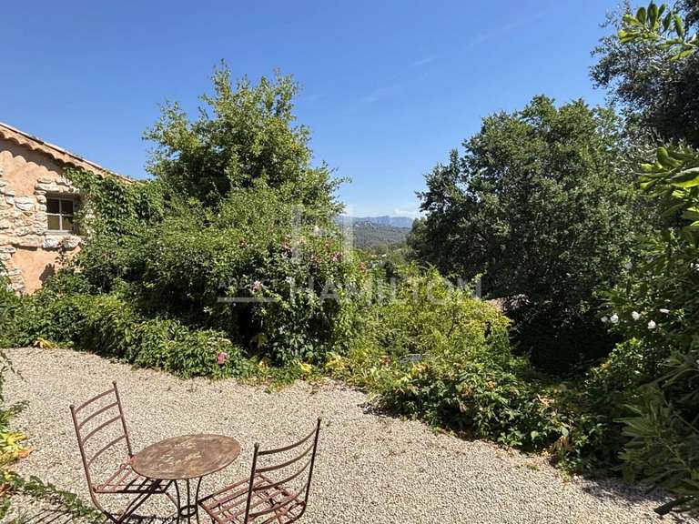House Roquefort-les-Pins - 4 bedrooms - 152m²
