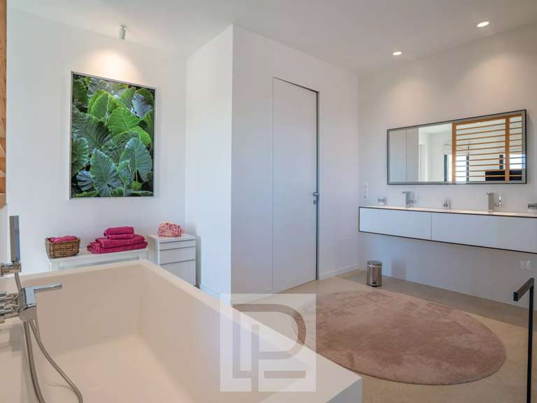 Maison Roquefort-les-Pins - 5 chambres - 400m²