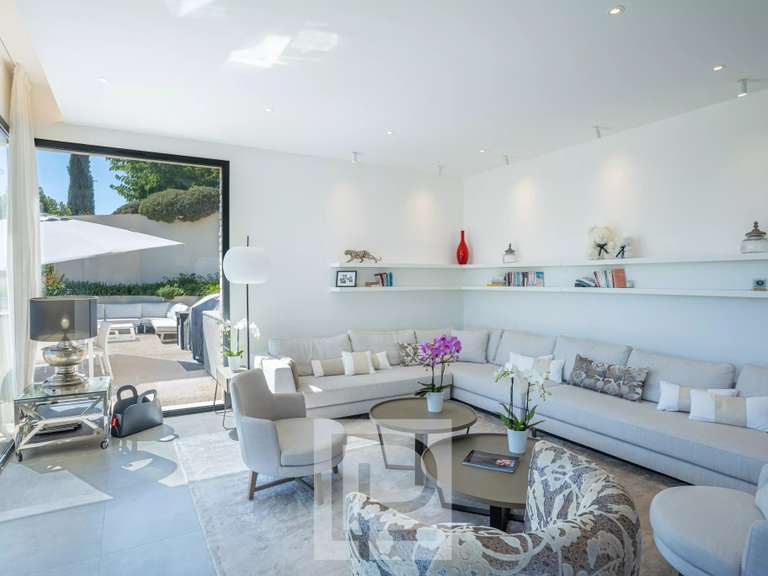 Maison Roquefort-les-Pins - 5 chambres - 400m²