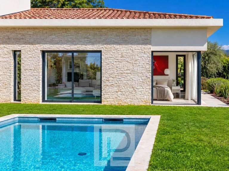 Maison Roquefort-les-Pins - 5 chambres - 400m²