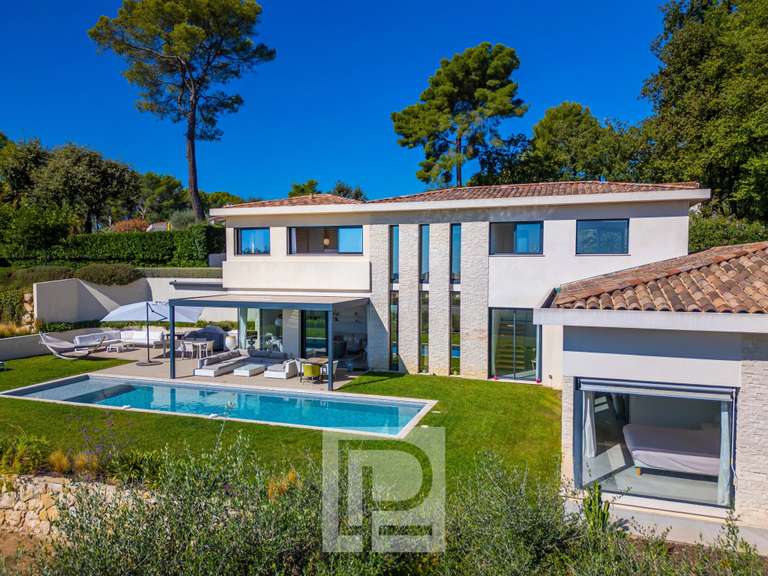 Maison Roquefort-les-Pins - 5 chambres - 400m²