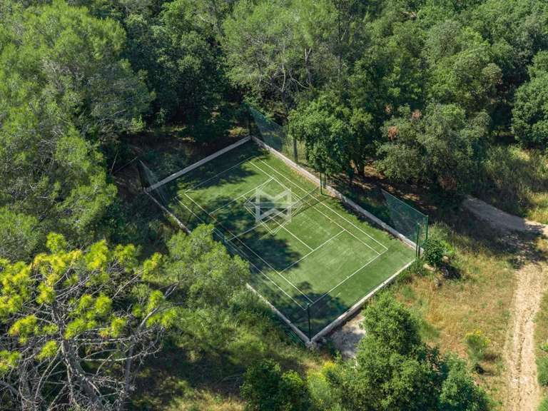 Propriété Roquefort-les-Pins - 7 chambres - 530m²