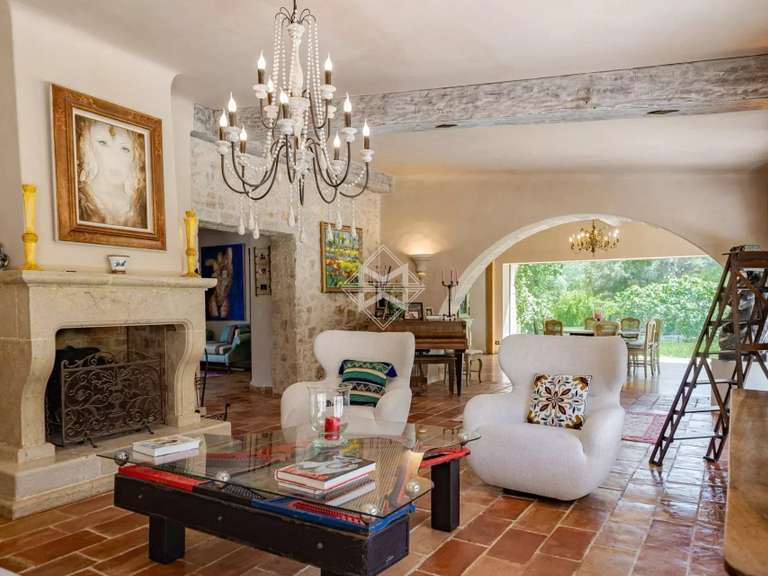 Propriété Roquefort-les-Pins - 7 chambres - 530m²