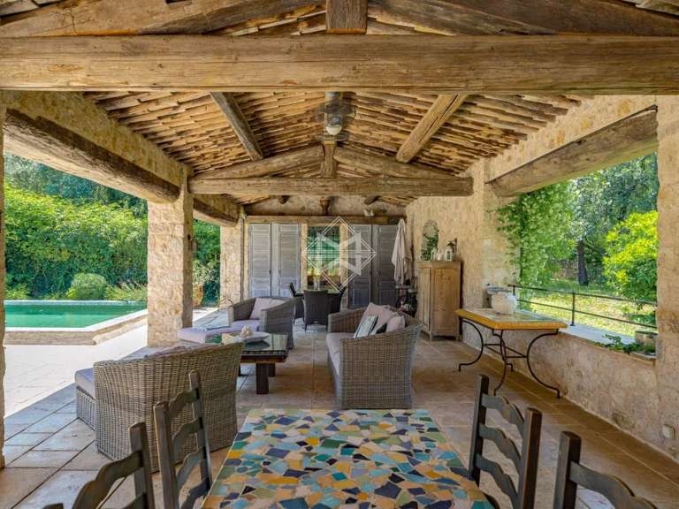 Propriété Roquefort-les-Pins - 7 chambres - 530m²